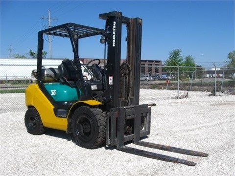 Montacargas Komatsu FG30HT de segunda mano a la venta Ref.: 1415722742679178 No. 4