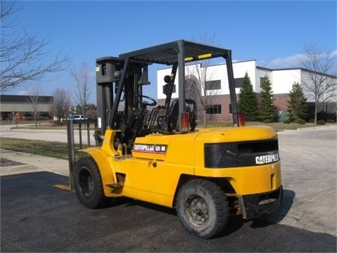 Freightelevator Caterpillar GP40