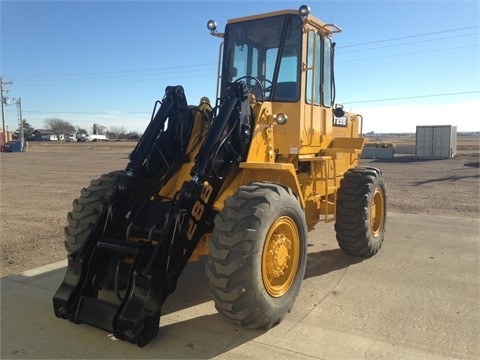 Cargadoras Sobre Ruedas Caterpillar IT28B seminueva en perfecto e Ref.: 1417196258325809 No. 3