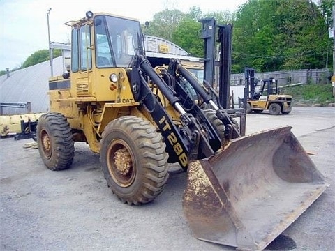 Cargadoras Sobre Ruedas Caterpillar IT28B