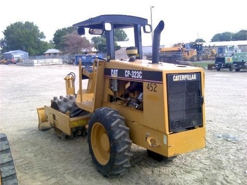 Soil Compactors Caterpillar CP-323C