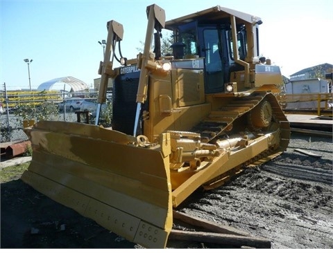 Tractores Sobre Orugas Caterpillar D7R de medio uso en venta Ref.: 1418080215624602 No. 3