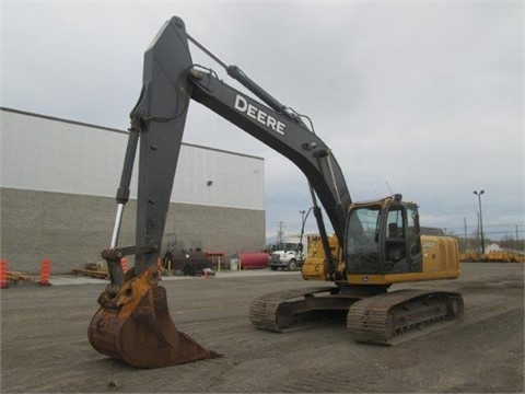 Hydraulic Excavator Deere 240D