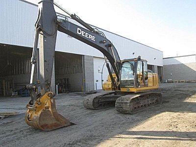 Hydraulic Excavator Deere 200D