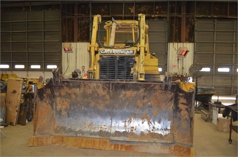 Dozers/tracks Caterpillar D6H