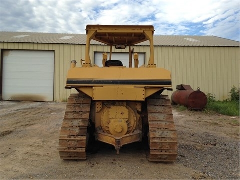 Dozers/tracks Caterpillar D6H