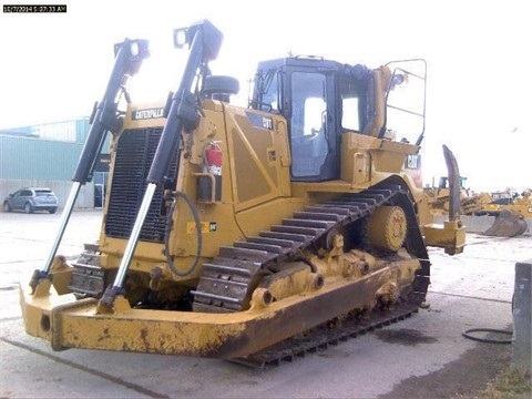Dozers/tracks Caterpillar D8T