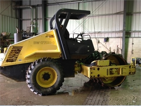 Compactadora Vibratoria Bomag BW177DH-40