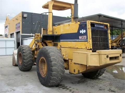 Wheel Loaders Komatsu WA320