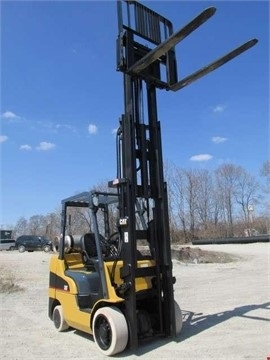 Freightelevator Caterpillar C6000