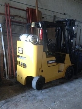 Montacargas Caterpillar GC40K