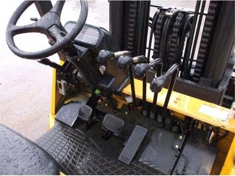 Montacargas Caterpillar GC55