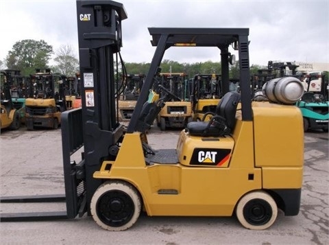 Freightelevator Caterpillar GC45K