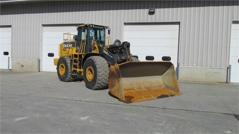 Wheel Loaders Deere 744J