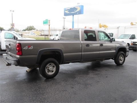 Camionetas Chevrolet 2500 4X4 de medio uso en venta Ref.: 1420227872351293 No. 2