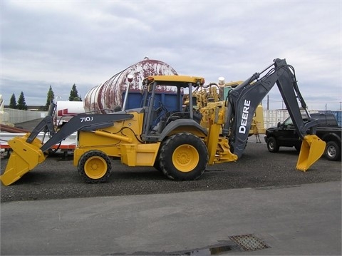 Backhoe Loaders Deere 710J