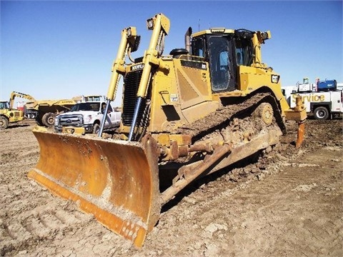 Dozers/tracks Caterpillar D8T