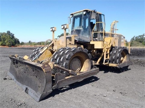 Compactadoras Suelos Y Rellenos Caterpillar 825G