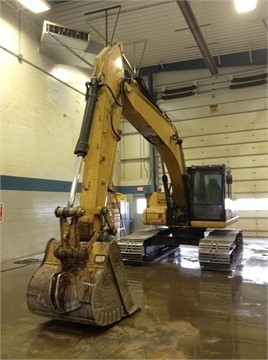 Hydraulic Excavator Caterpillar 320DL