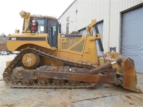 Dozers/tracks Caterpillar D8T