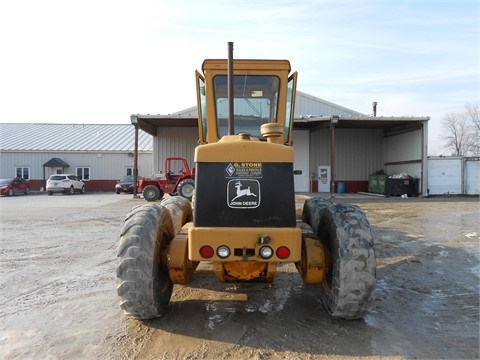 Motoconformadoras Deere 570A