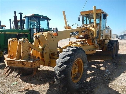 Motoconformadoras Deere 770CH