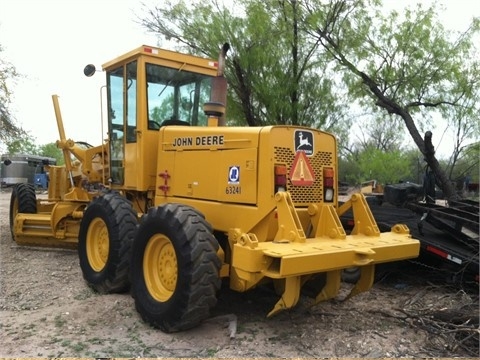 Motor Graders Deere 670B