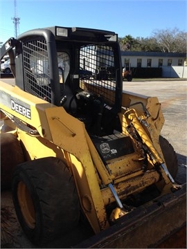 Minicargadores Deere 325