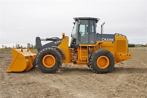 Cargadoras Sobre Ruedas Deere 624J de segunda mano en venta Ref.: 1426908096528203 No. 2