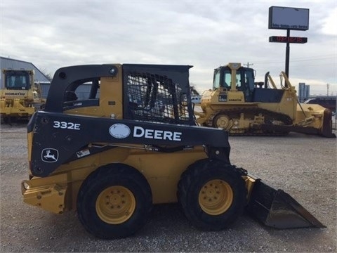 Miniloaders Deere 332