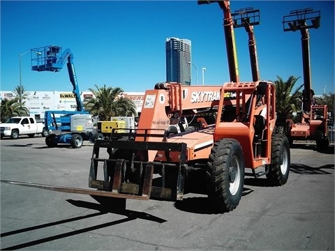 Telehandler Sky Trak 8042