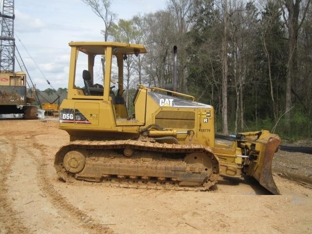 Dozers/tracks Caterpillar D5G