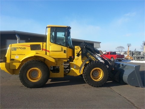 Cargadoras Sobre Ruedas New Holland LW170B 4WD en venta Ref.: 1429739740802106 No. 2