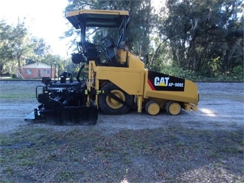 Pavers Caterpillar AP-500E