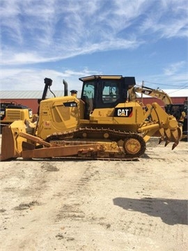 Dozers/tracks Caterpillar D7E