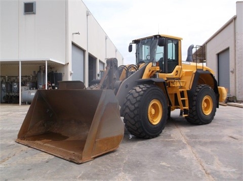 Cargadoras Sobre Ruedas Volvo L180 usada a buen precio Ref.: 1435280144882575 No. 2