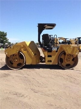 Compactadora Vibratoria Caterpillar CB54 de segunda mano a la ven Ref.: 1436385558105460 No. 4