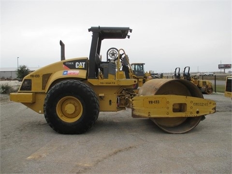 Compactadora Vibratoria Caterpillar CS-563E