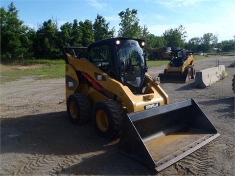 Minicargadores Caterpillar 262C seminueva en perfecto estado Ref.: 1437677309268307 No. 2
