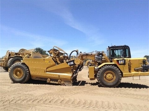Screpers Caterpillar 613