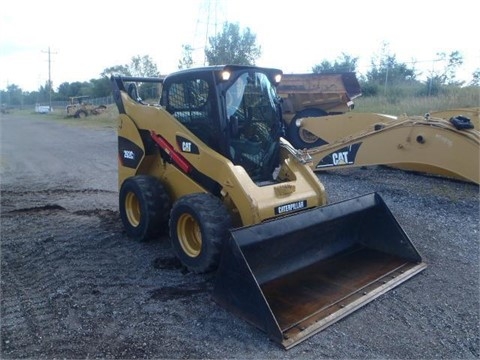 Minicargadores Caterpillar 262C en buenas condiciones Ref.: 1439251415608151 No. 2
