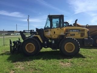 Wheel Loaders Komatsu WA250