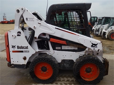 Miniloaders Bobcat S590