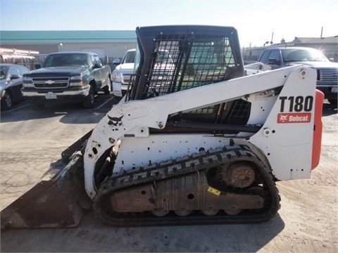 Miniloaders Bobcat T180