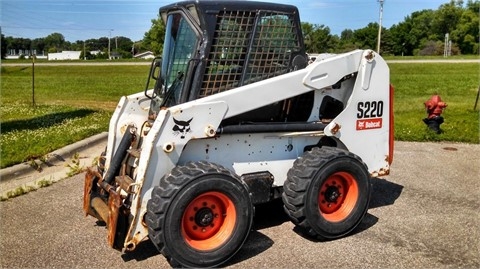 Miniloaders Bobcat S220