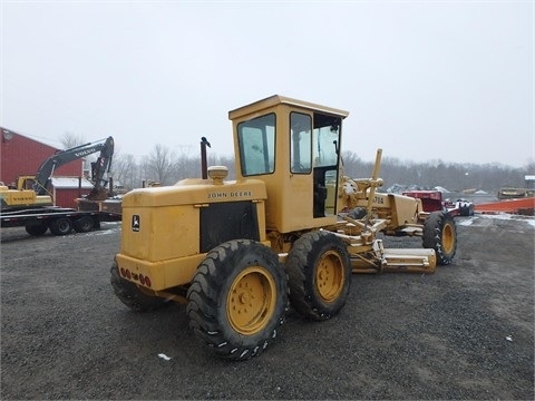 Motor Graders Deere 570A