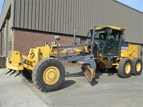 Motoconformadoras Deere 672D de medio uso en venta Ref.: 1441935227489192 No. 3