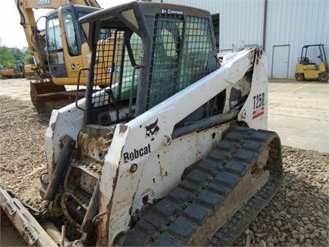 Miniloaders Bobcat T250