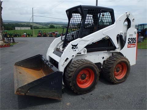Minicargadores Bobcat S205