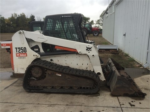 Miniloaders Bobcat T250